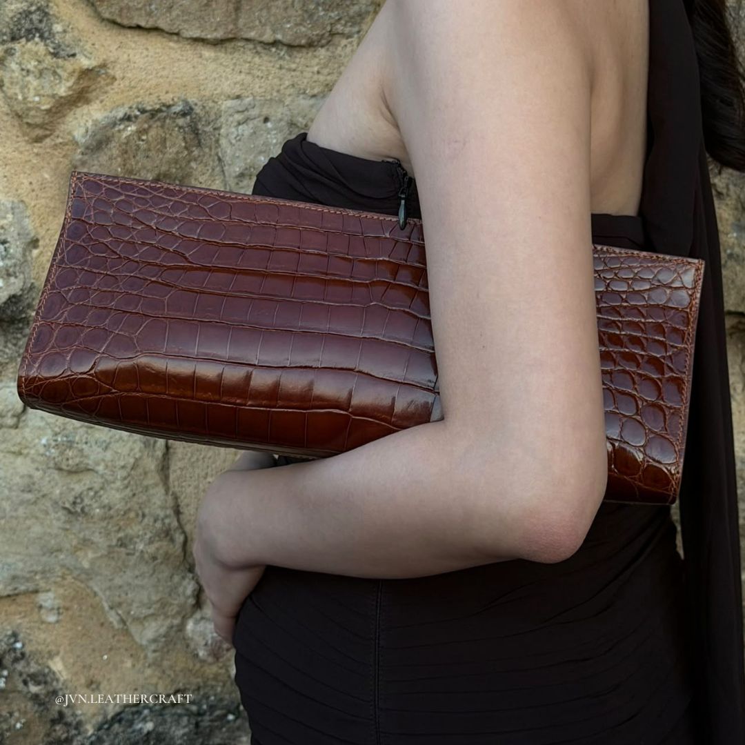 JVN019 Baguette Clutch (Made-to-order)